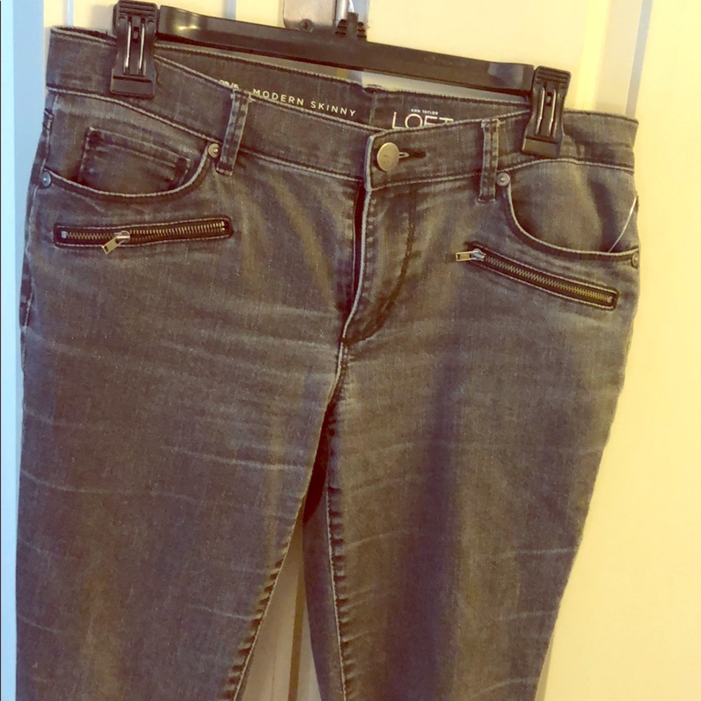 Women’s Loft Jeans - Sz 6/28